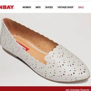 White laser cut loafer shoes size 7.5-8